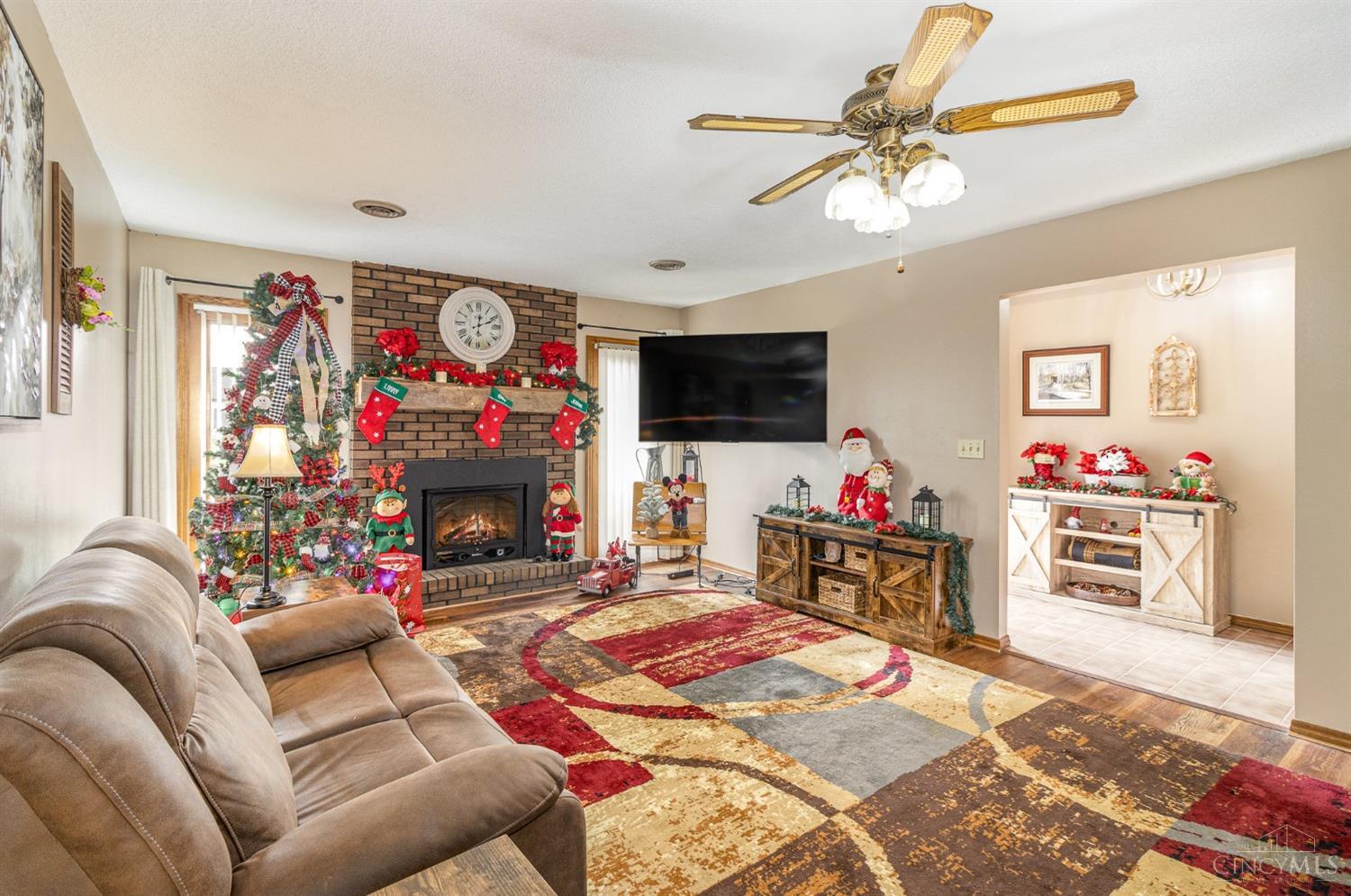 904 Linda Vista Drive