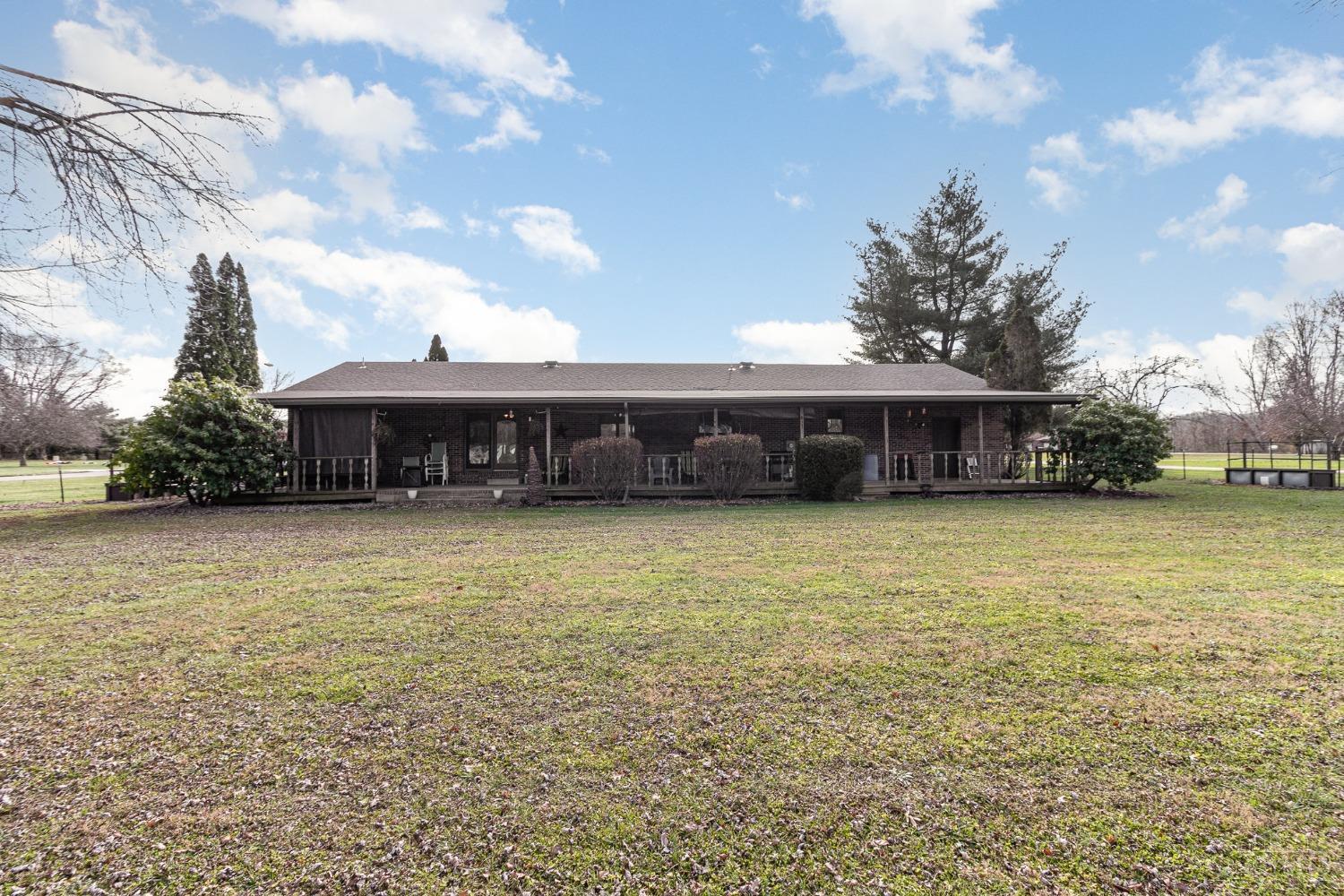 904 Linda Vista Drive