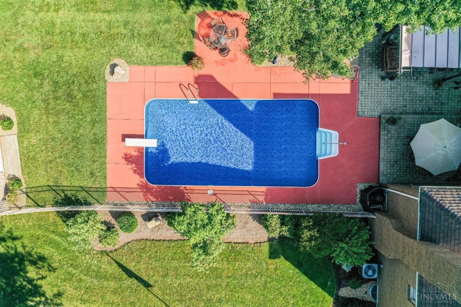 102 Rosewood Lane
