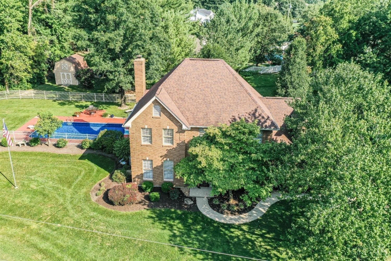102 Rosewood Lane