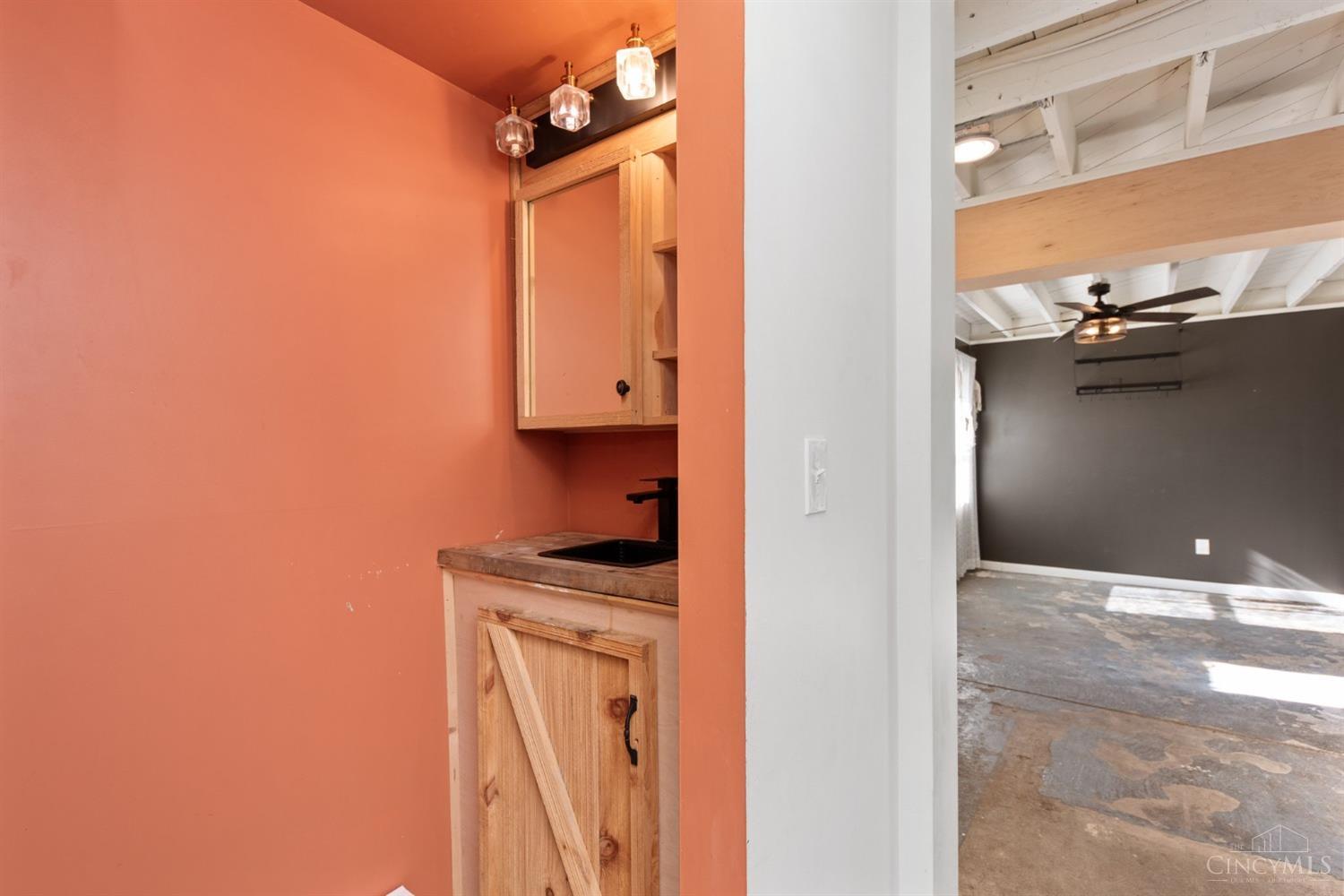 115 W South Street