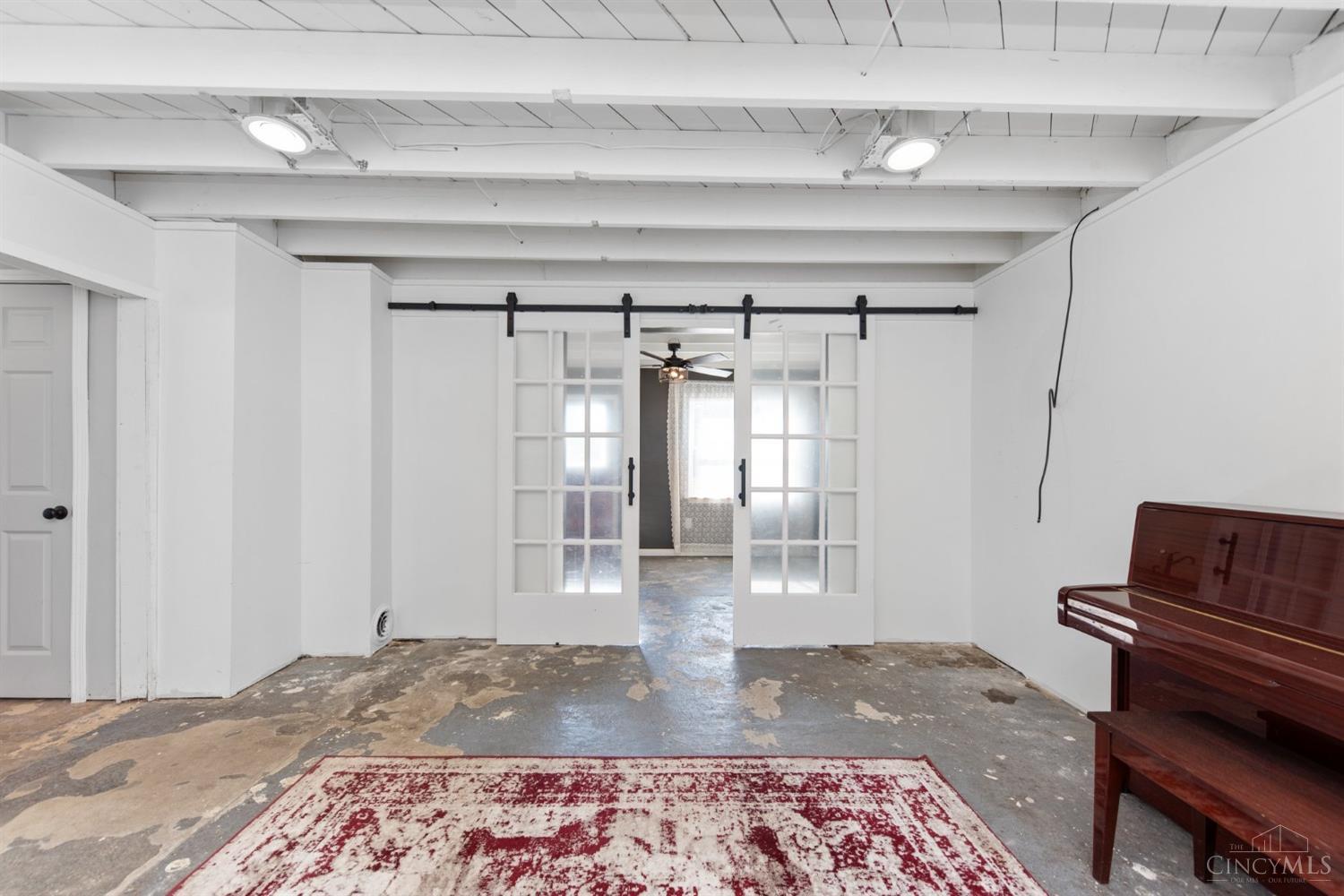 115 W South Street