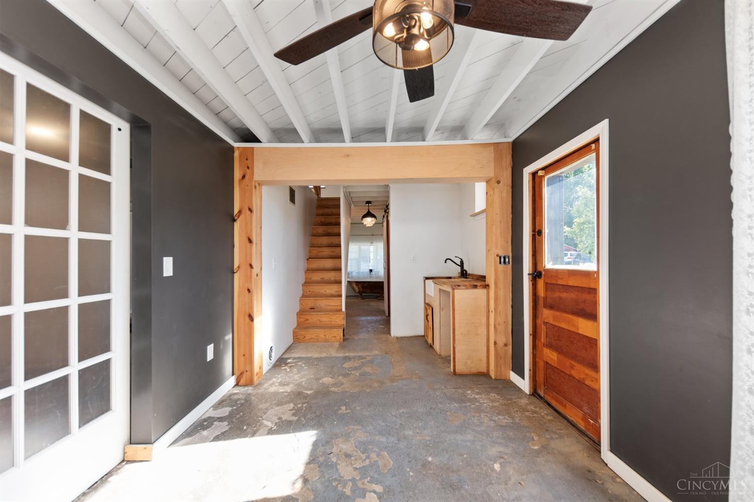 115 W South Street
