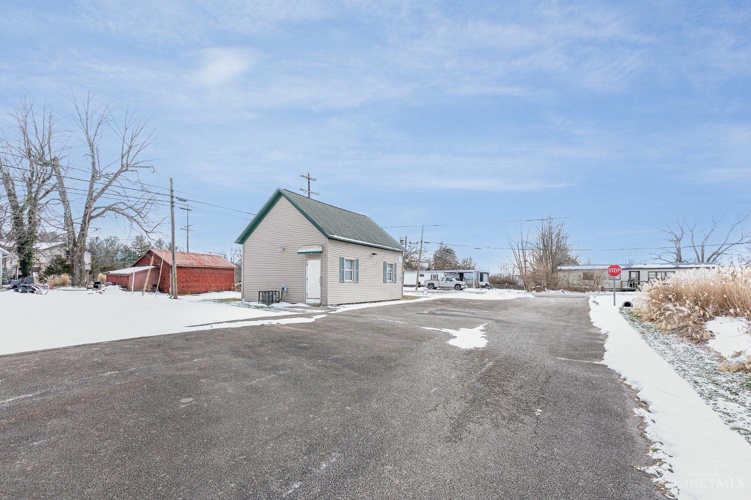 3827 Greenbush West Road
