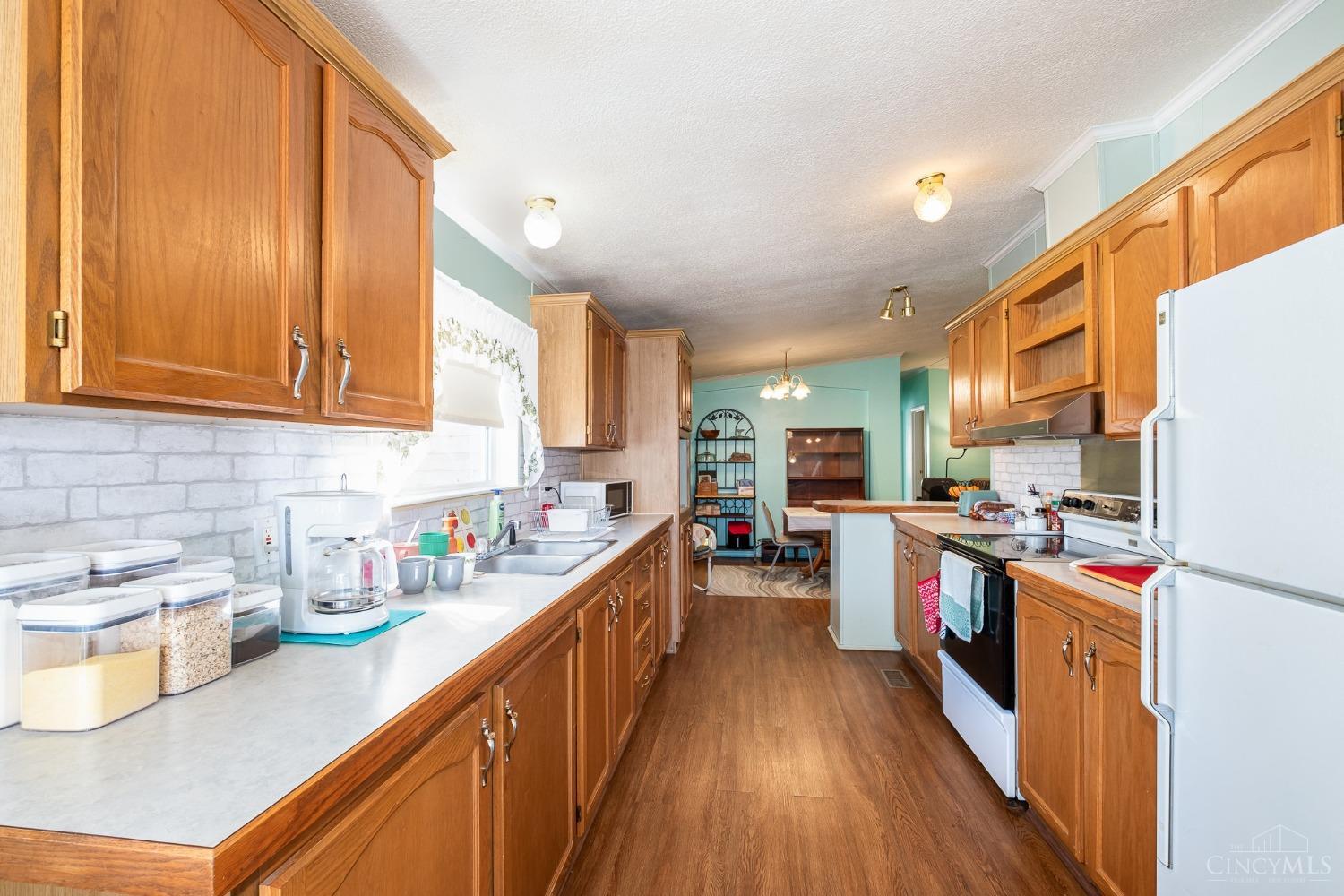 20582 St Rt 136