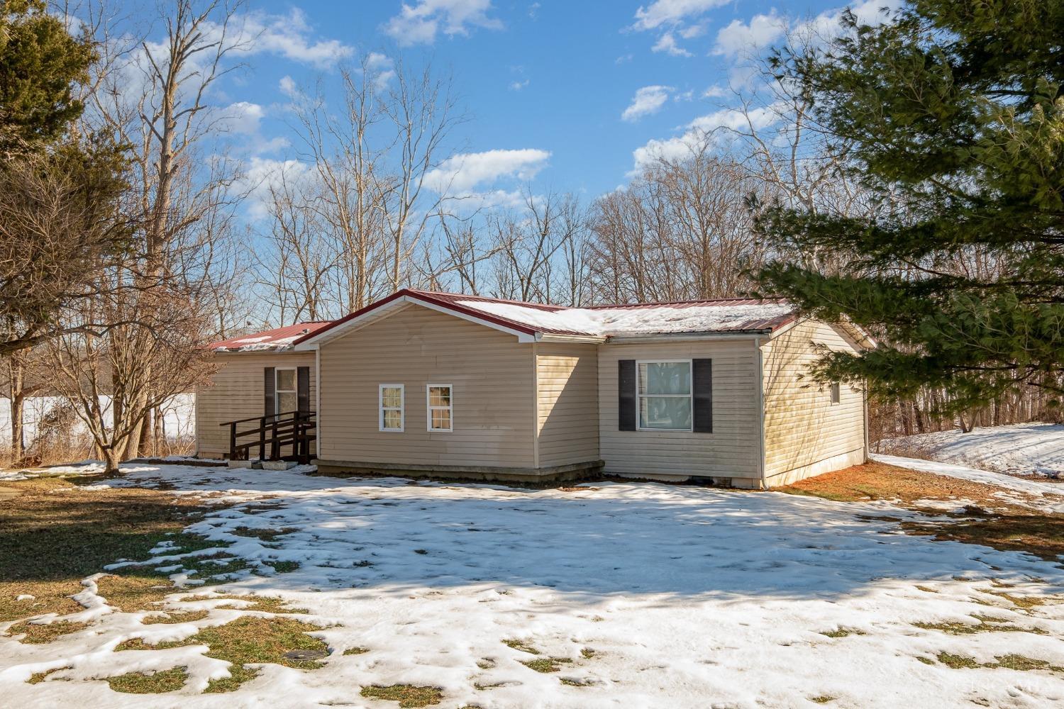 20582 St Rt 136