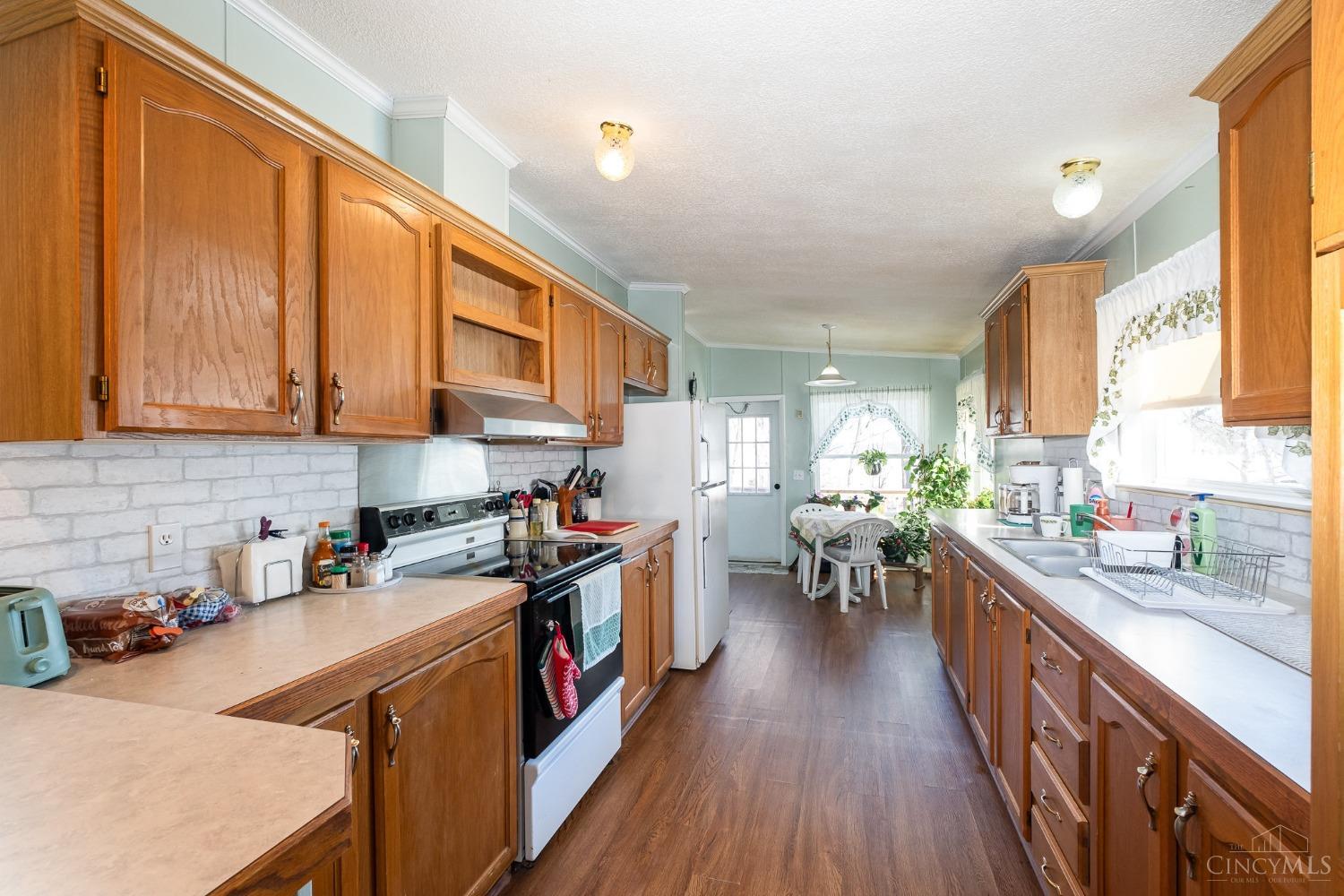 20582 St Rt 136