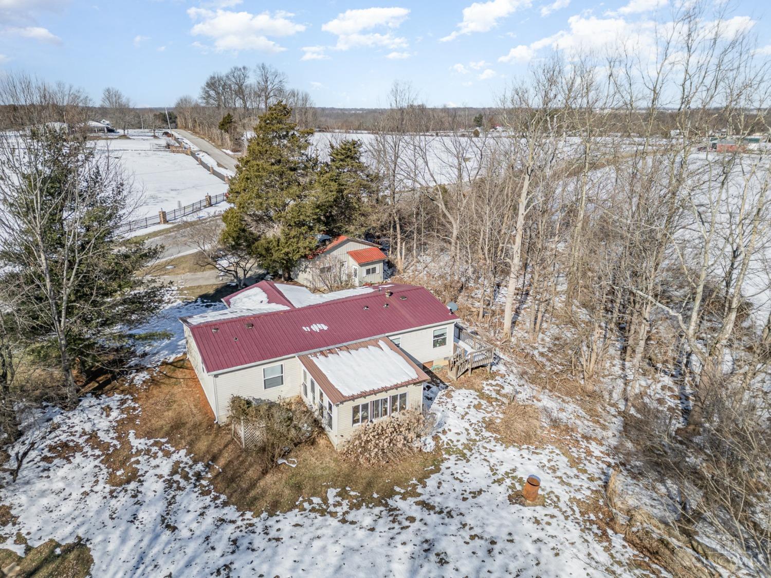 20582 St Rt 136