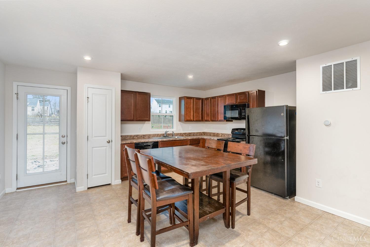 195 Wooded Ridge Drive