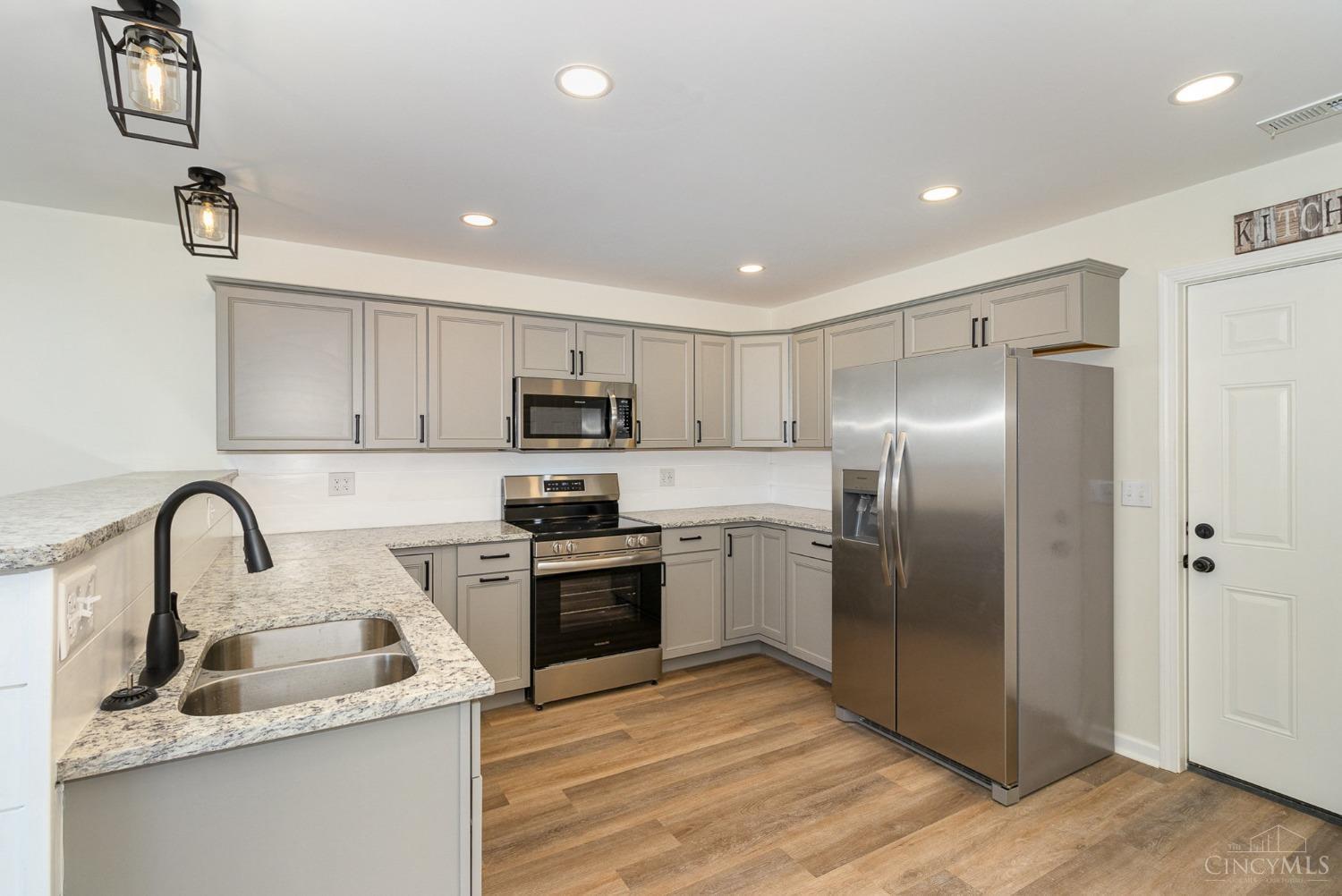 400 Elmwood Court
