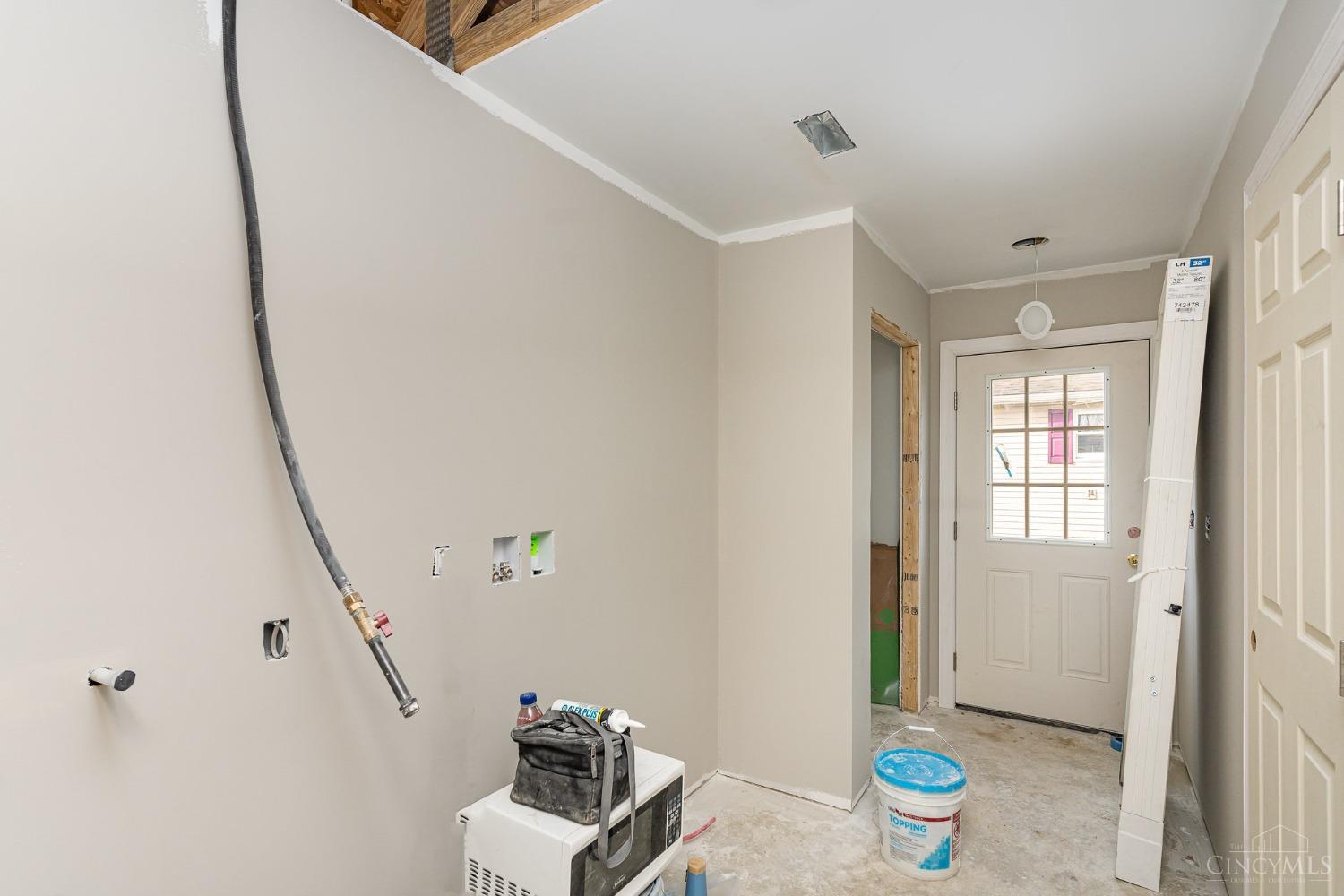 407 Elmwood Court