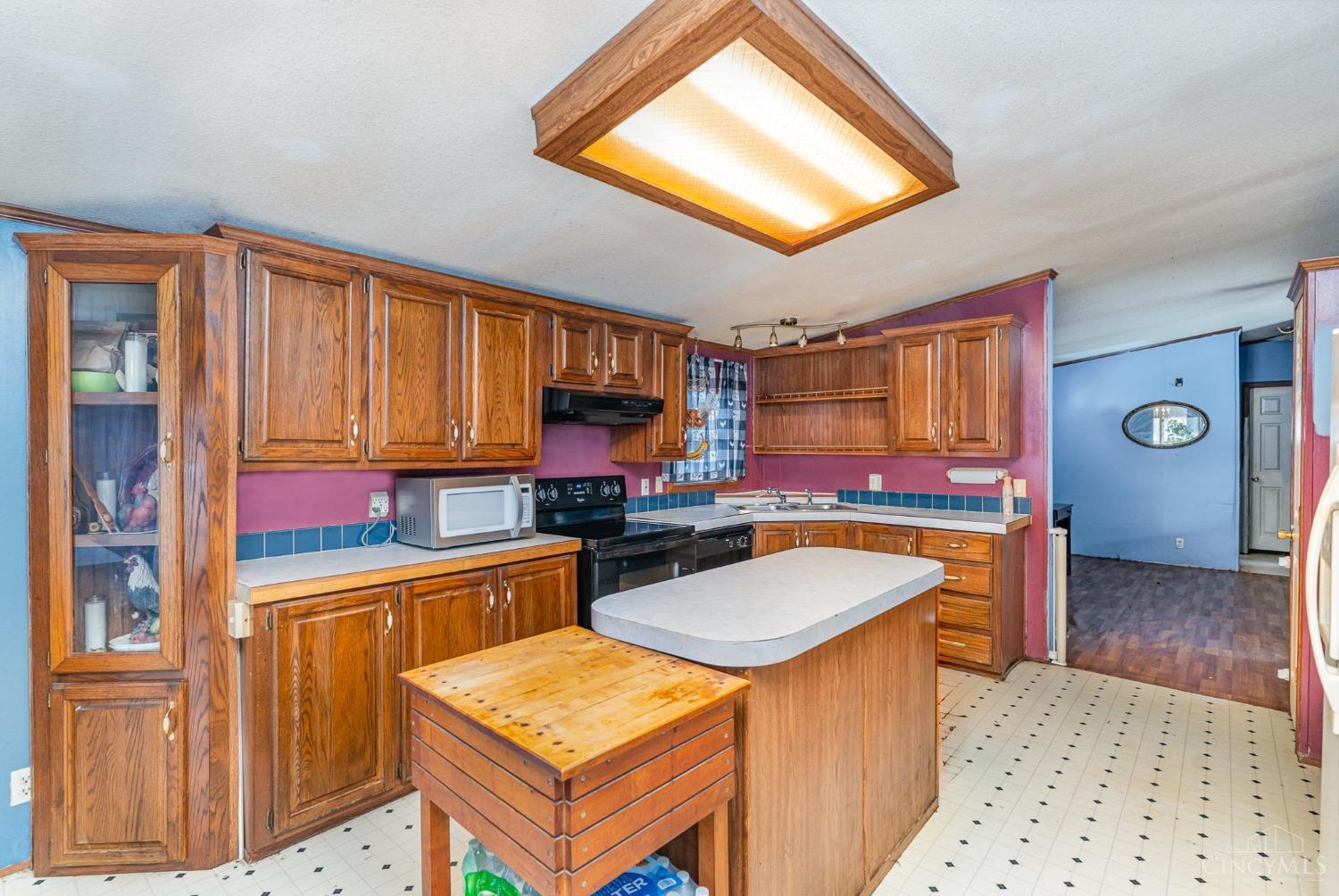 15979 Edgington Road