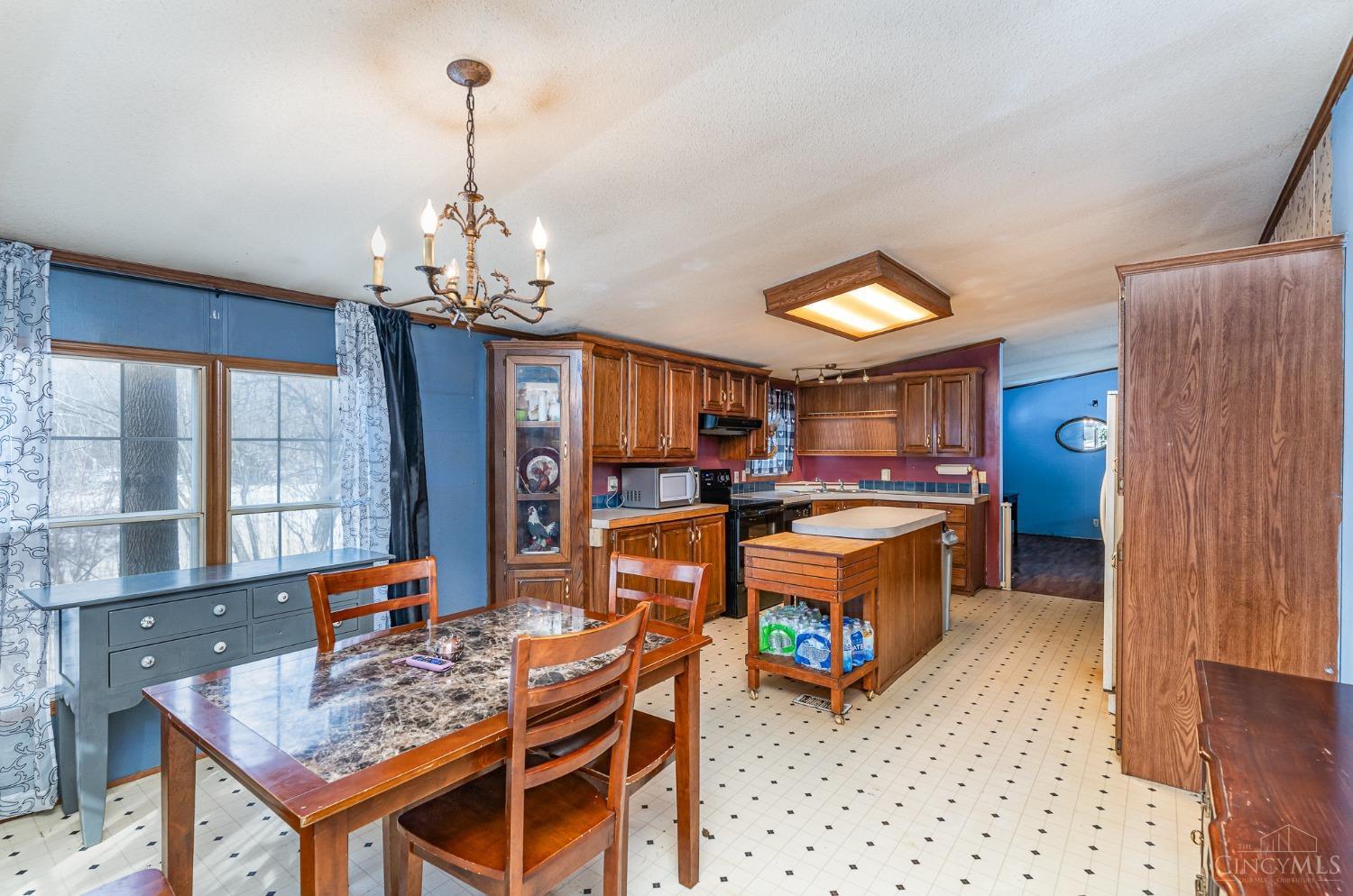 15979 Edgington Road