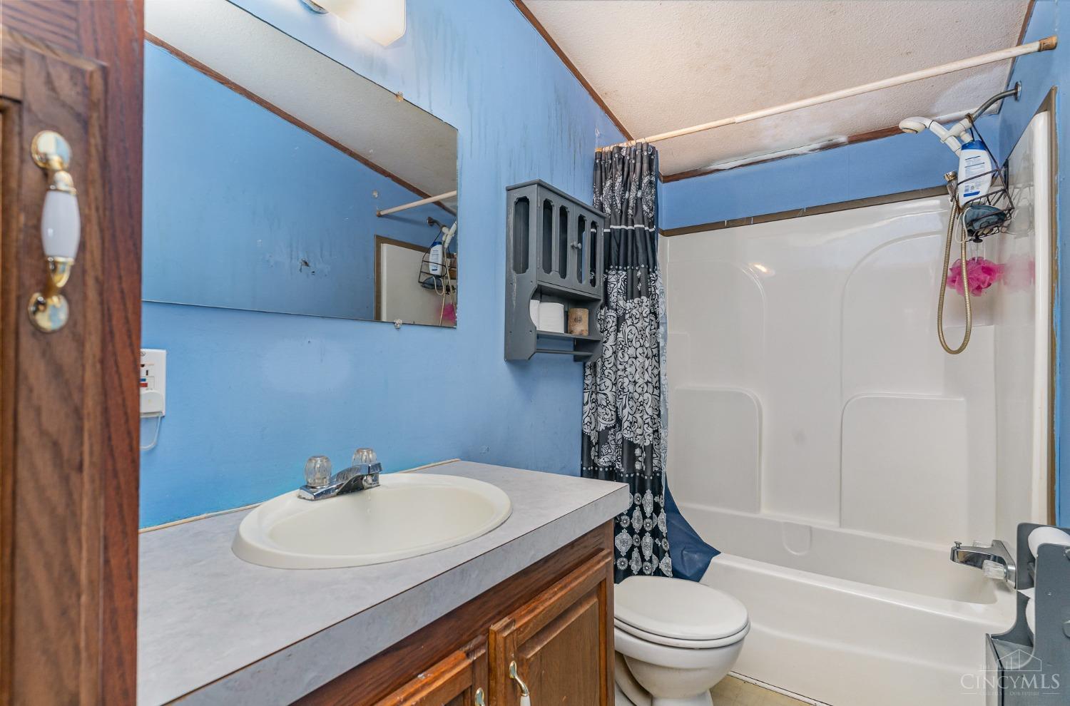 15979 Edgington Road