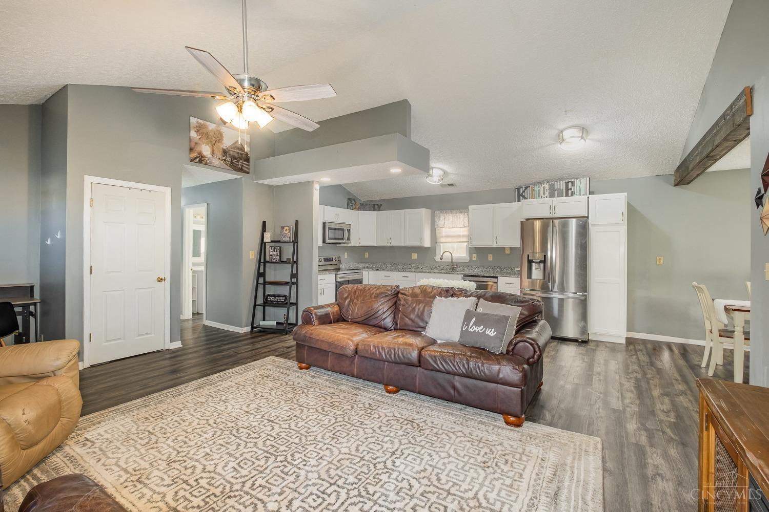 3489 Penny Road