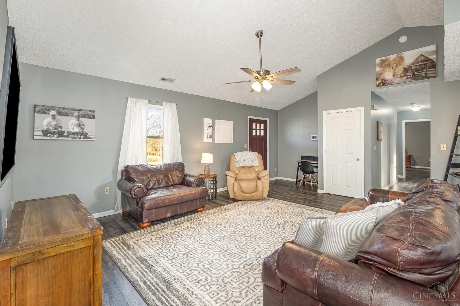 3489 Penny Road