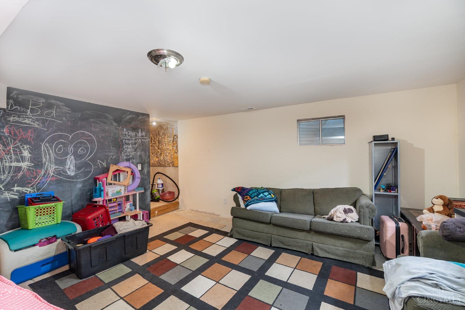 1516 Creekside Road