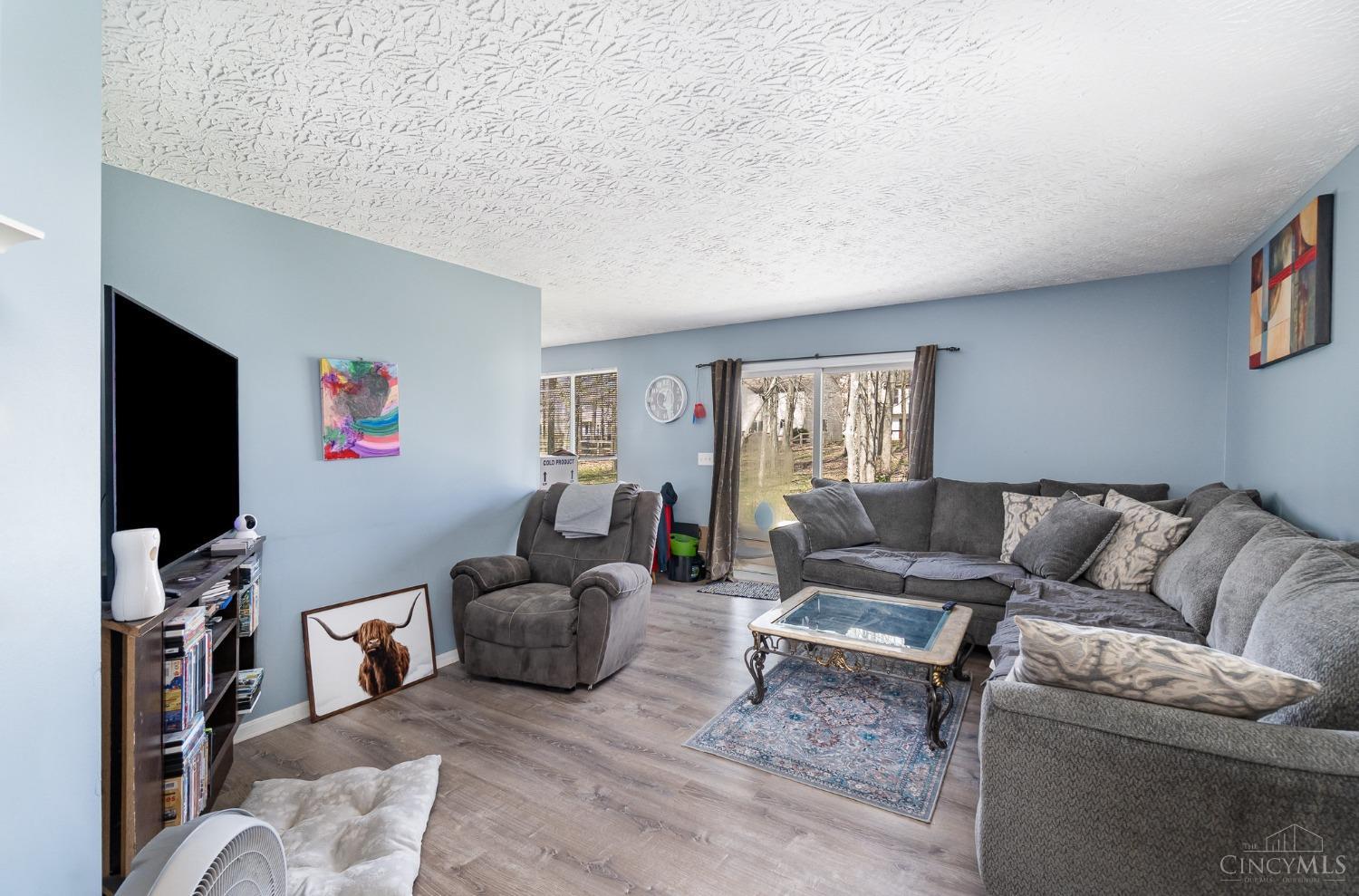1516 Creekside Road
