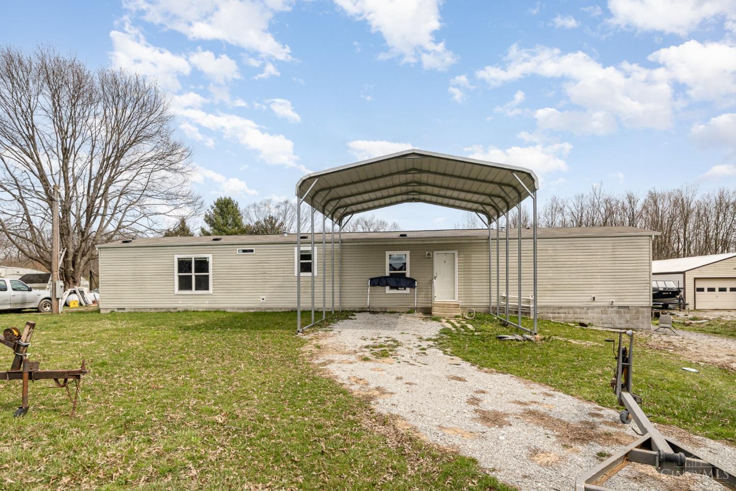 15042 Hillcrest Road