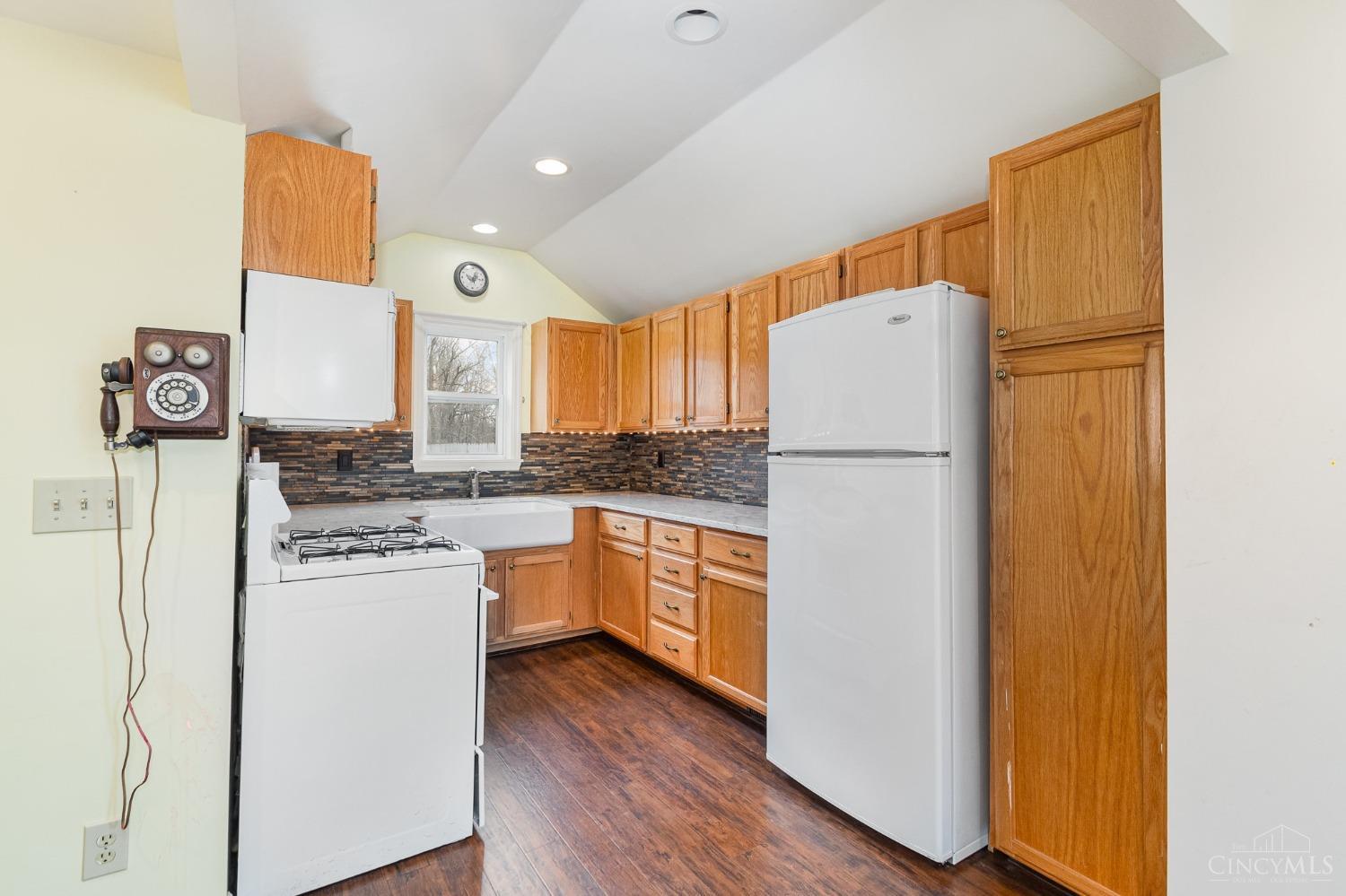 2713 Old St Rt 32