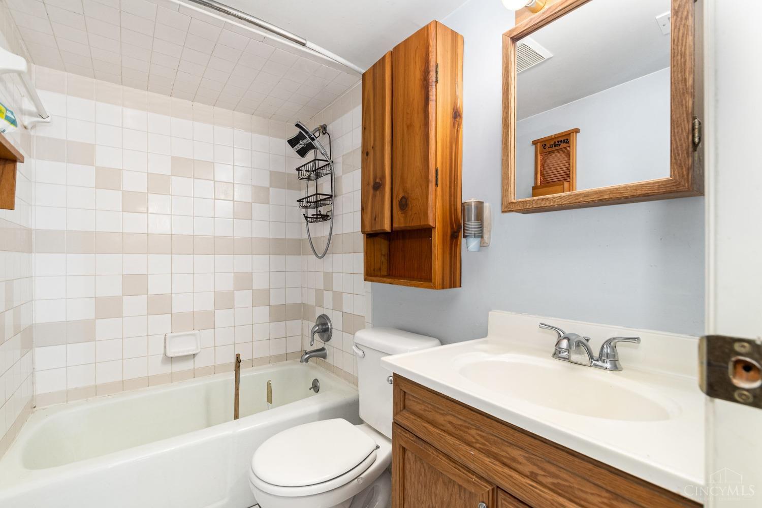 2713 Old St Rt 32