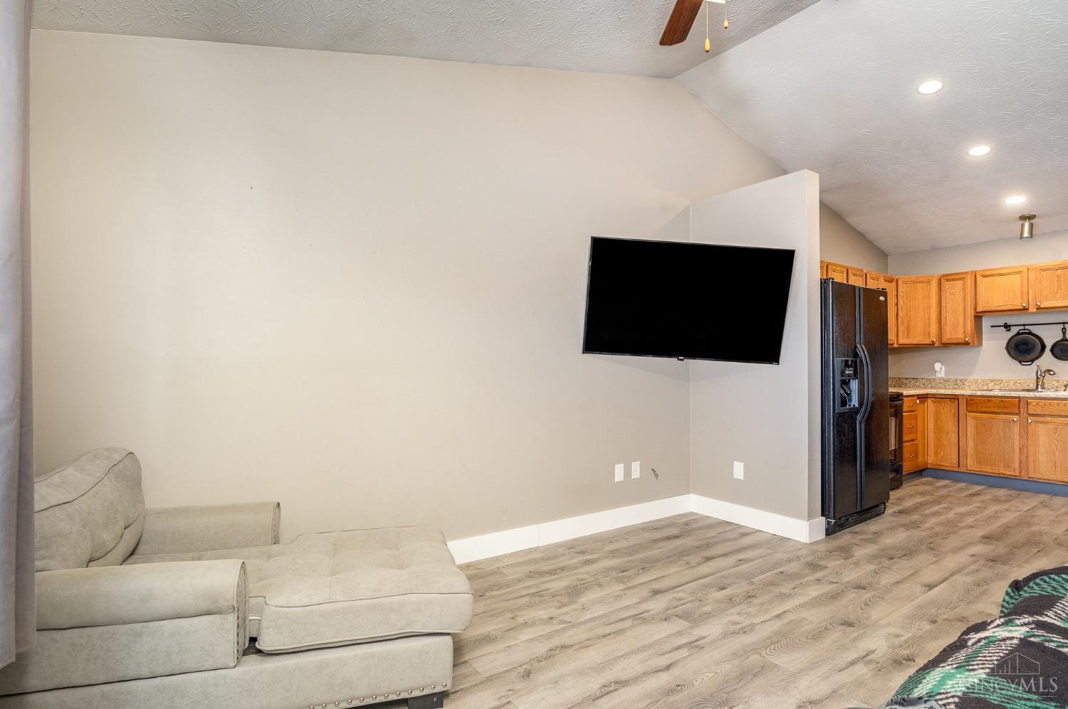 504 Linda Way
