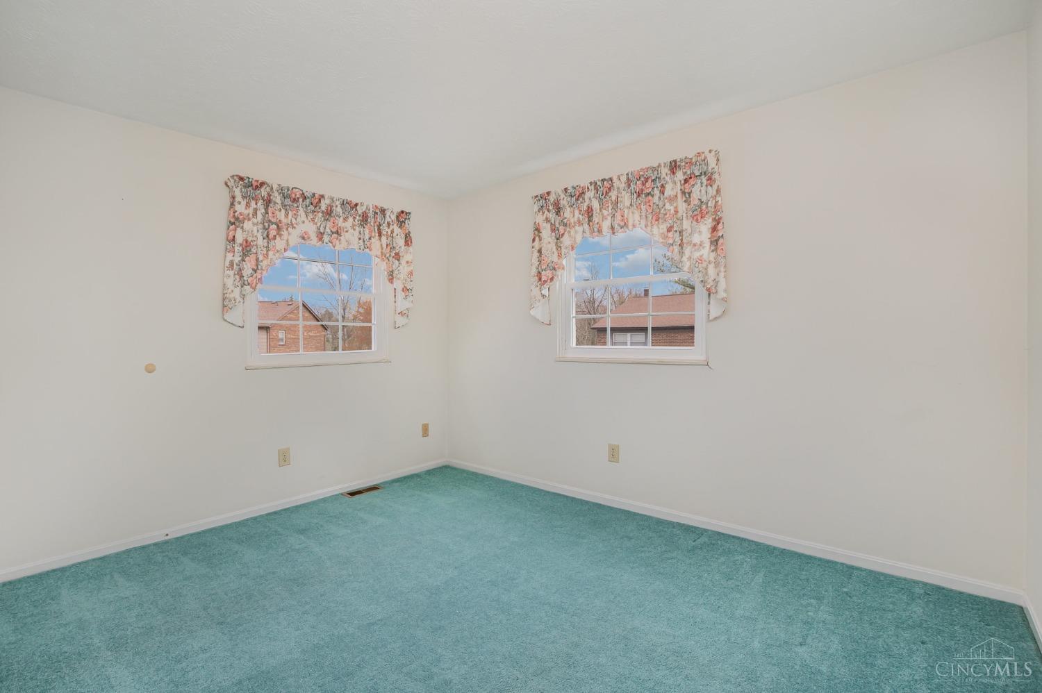 209 Apples Way