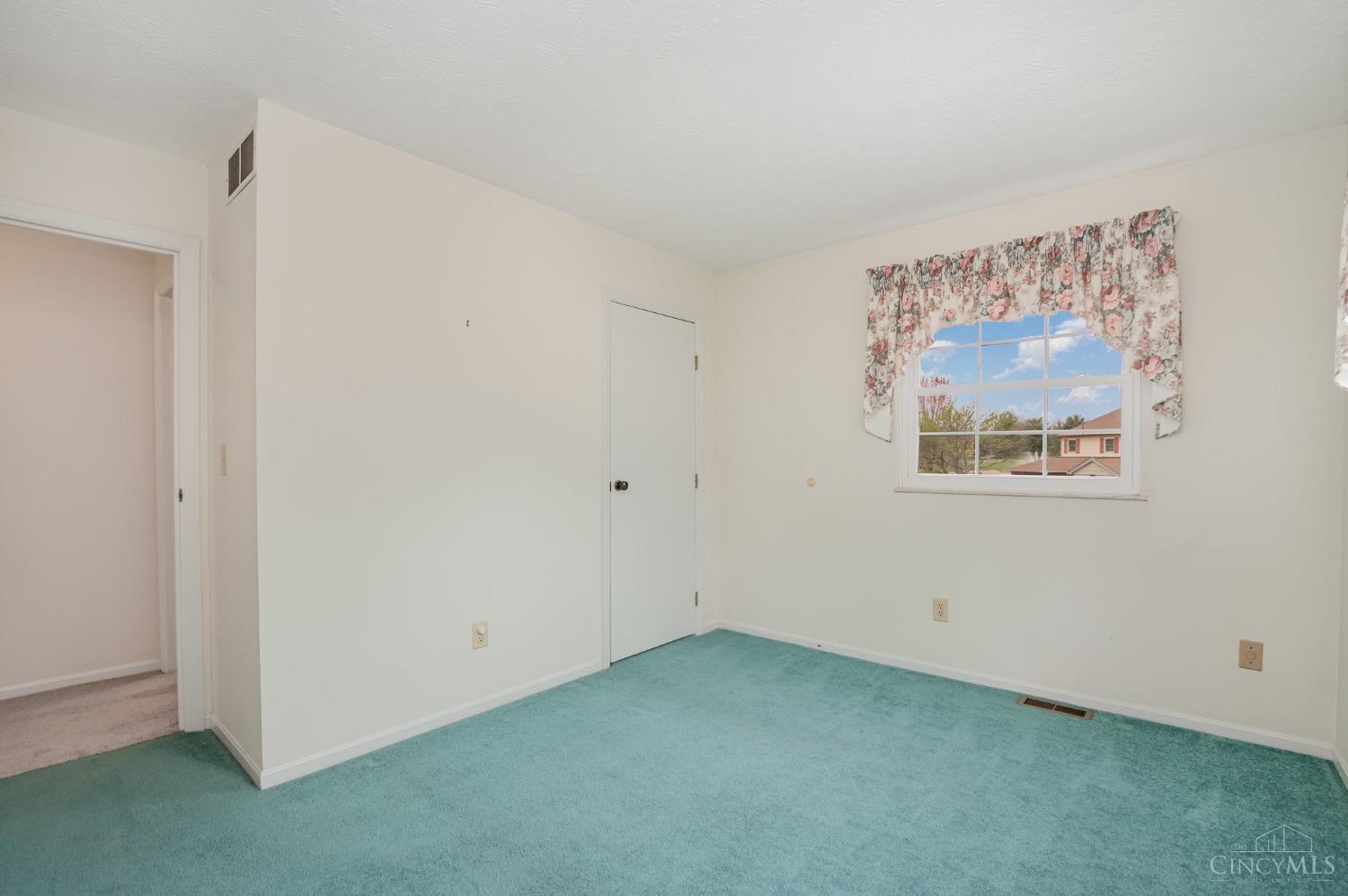 209 Apples Way