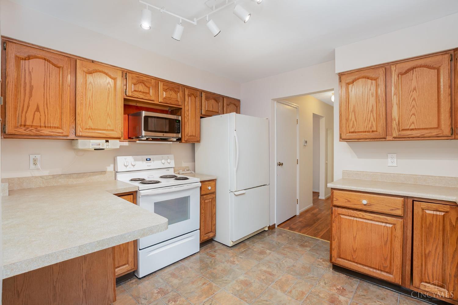 209 Apples Way