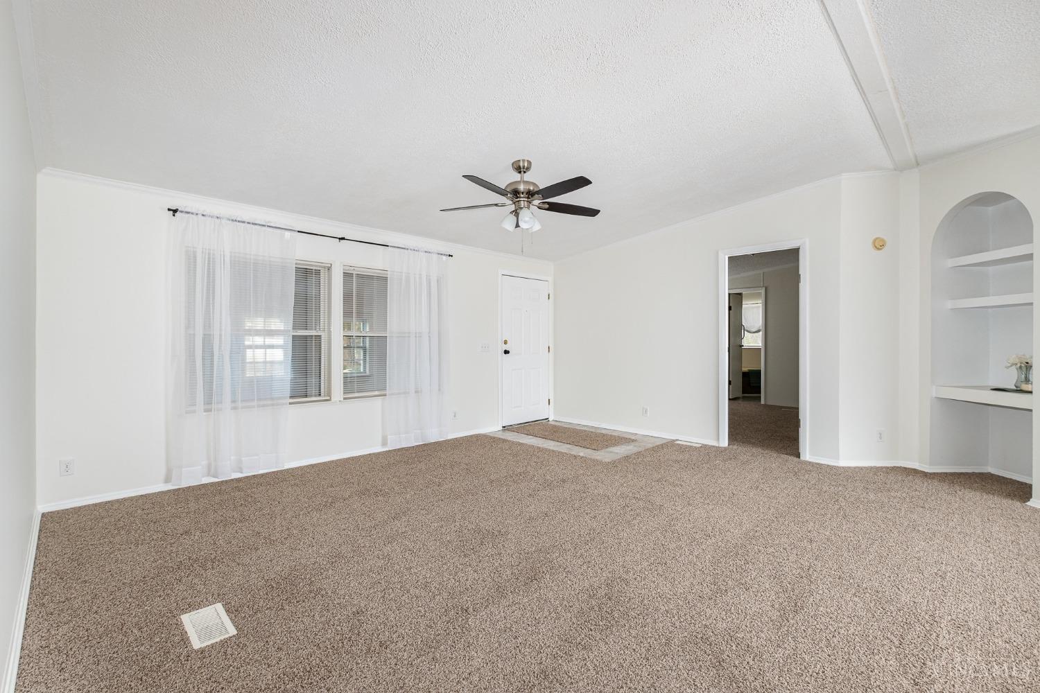 20582 St Rt 136