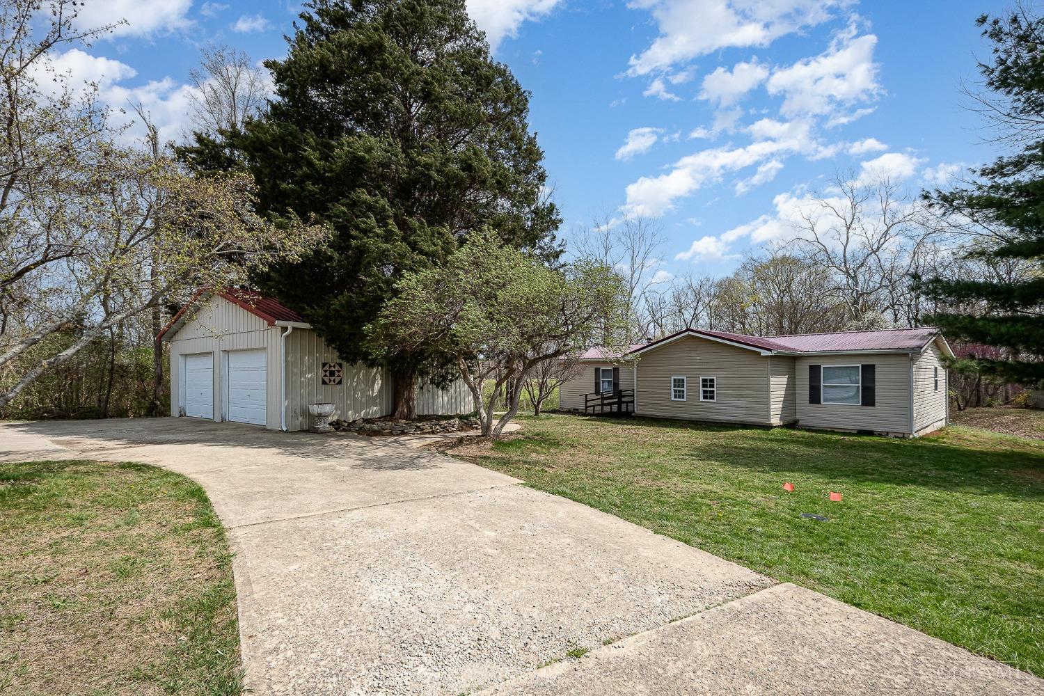 20582 St Rt 136