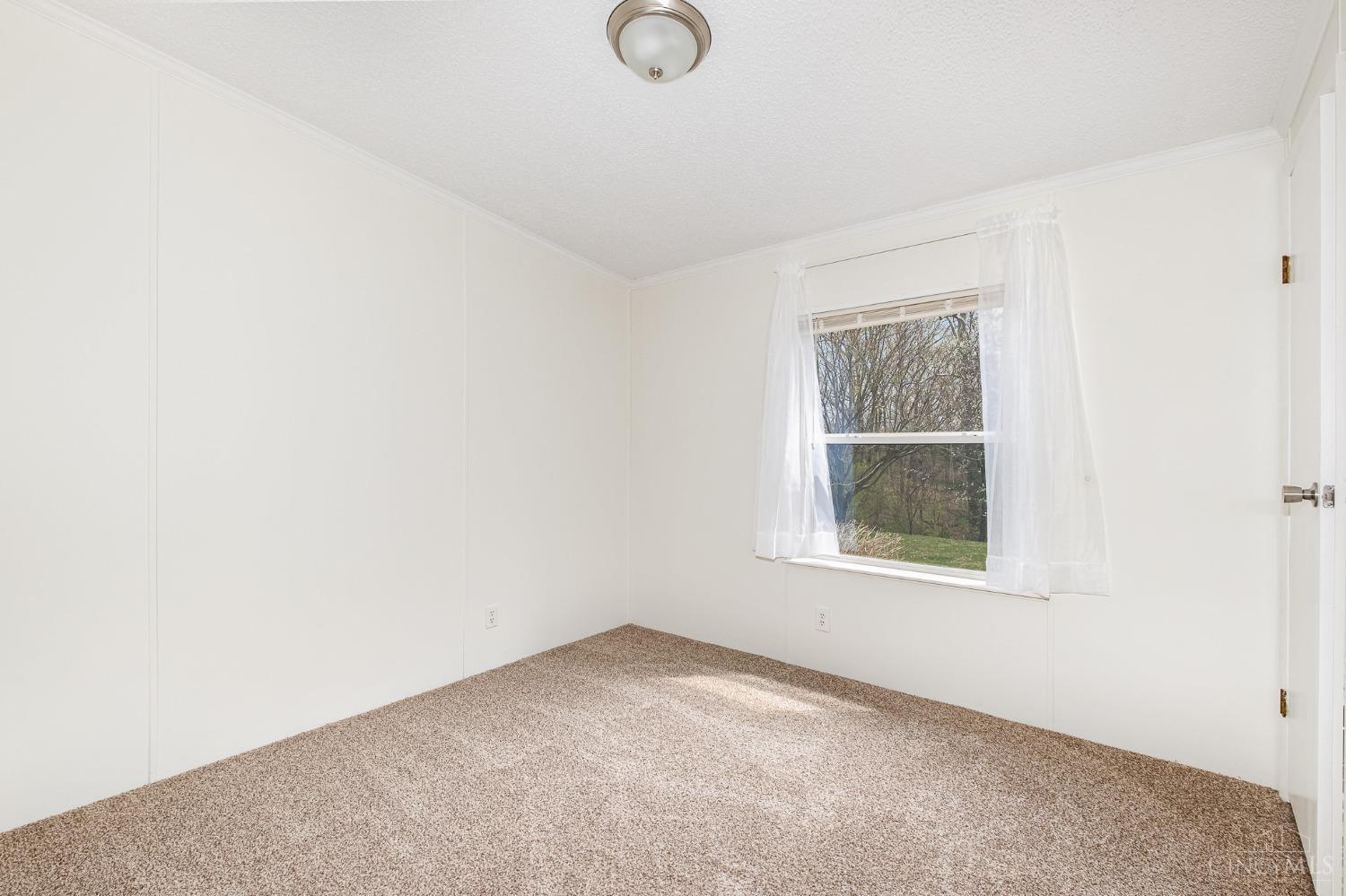 20582 St Rt 136