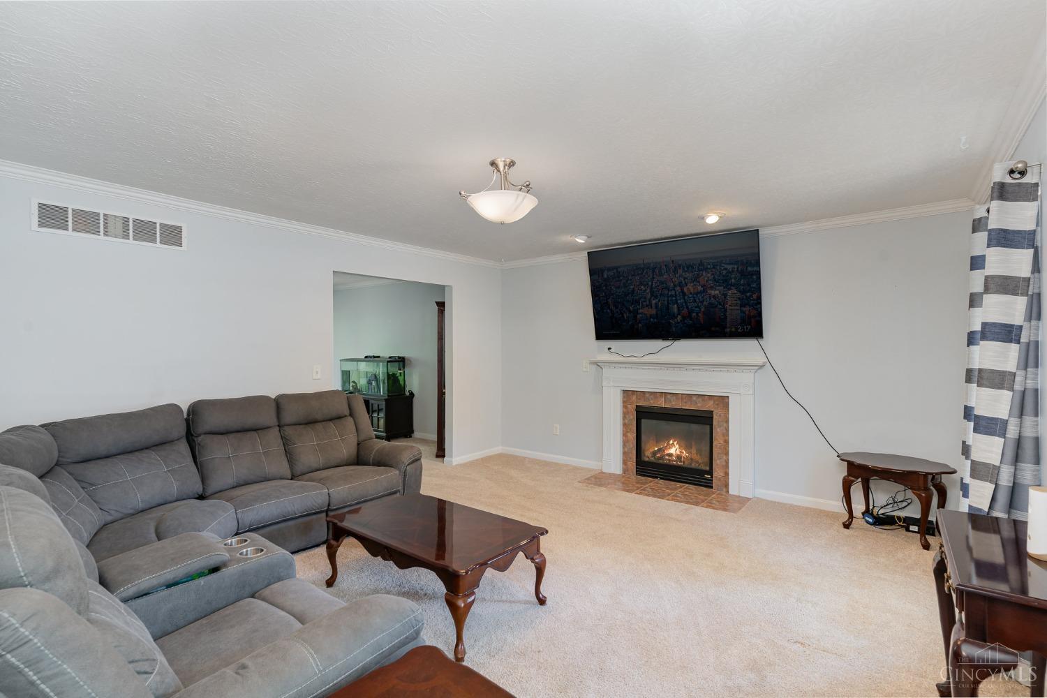 1099 Ridgepointe Drive