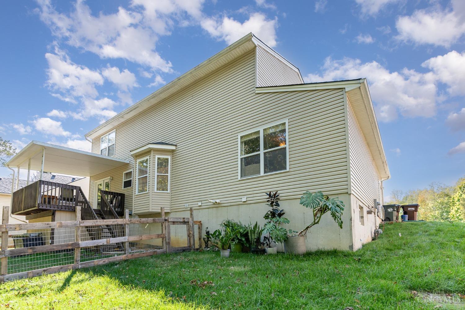 1099 Ridgepointe Drive