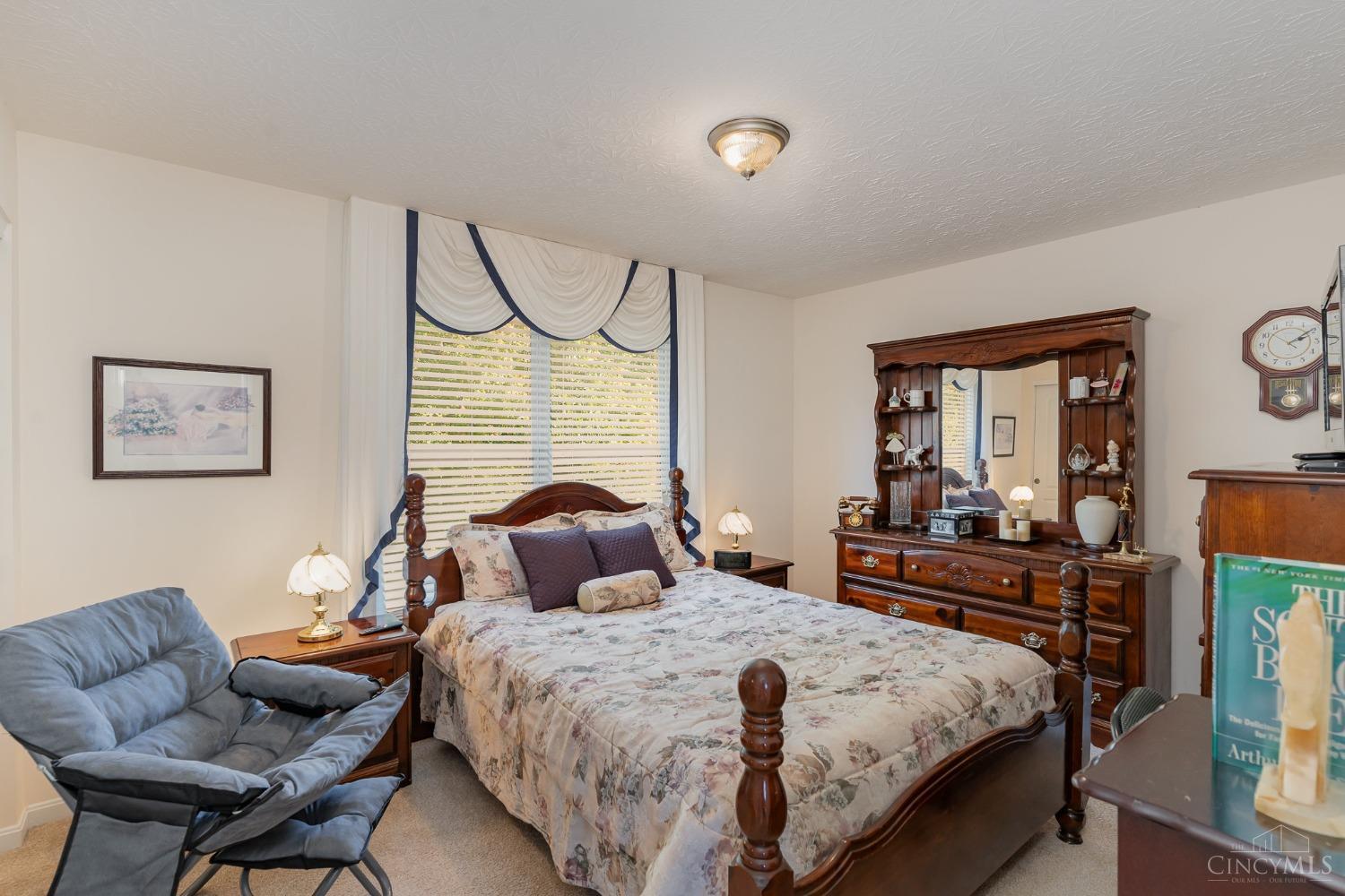 1099 Ridgepointe Drive