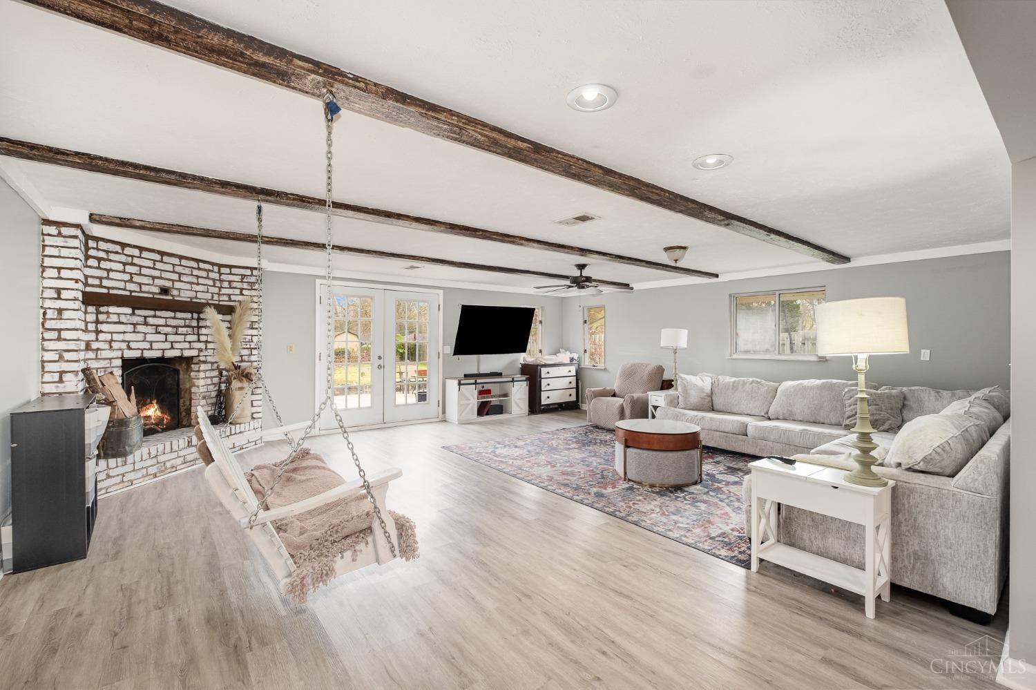 3870 Gordon Drive