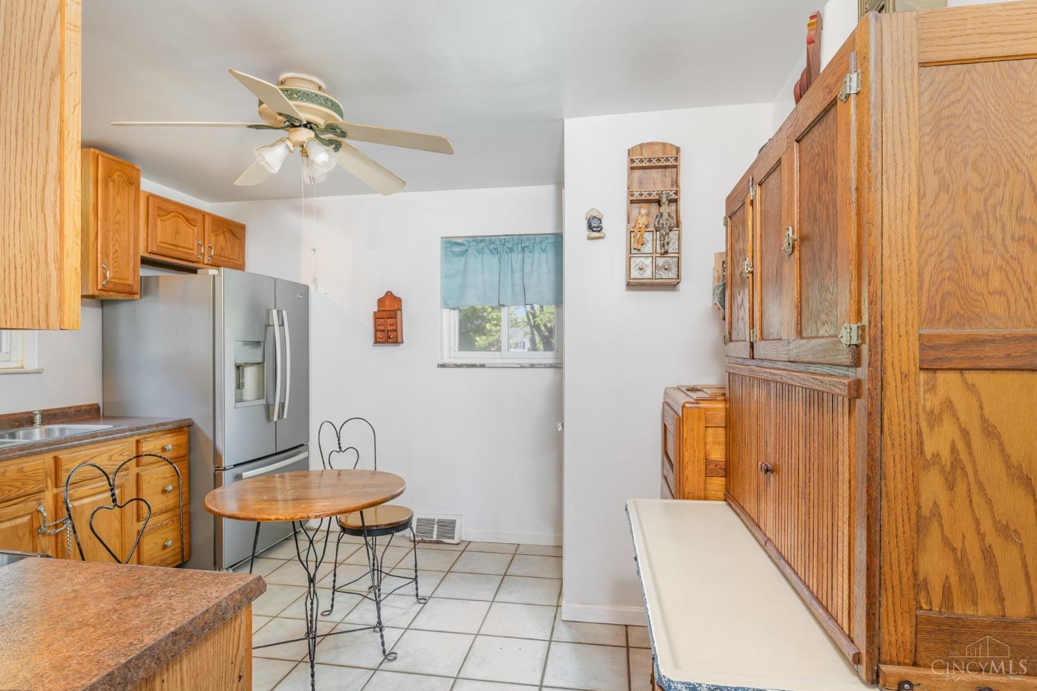 5709 Windview Drive