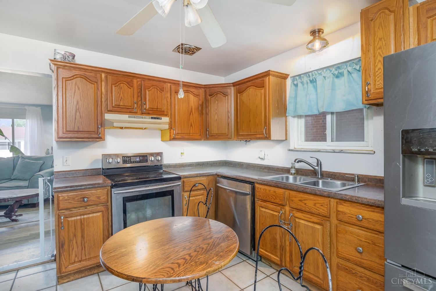 5709 Windview Drive