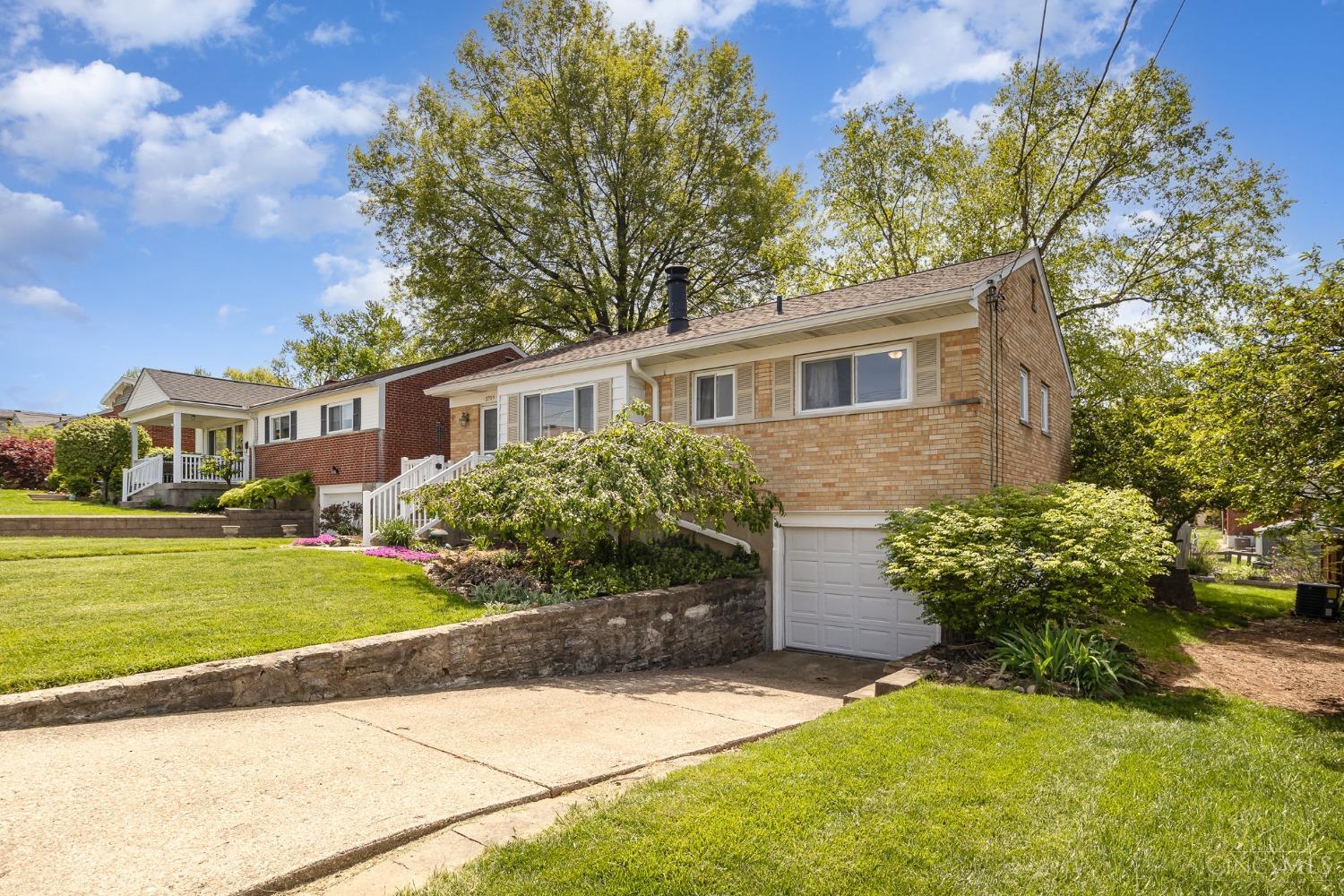 5709 Windview Drive