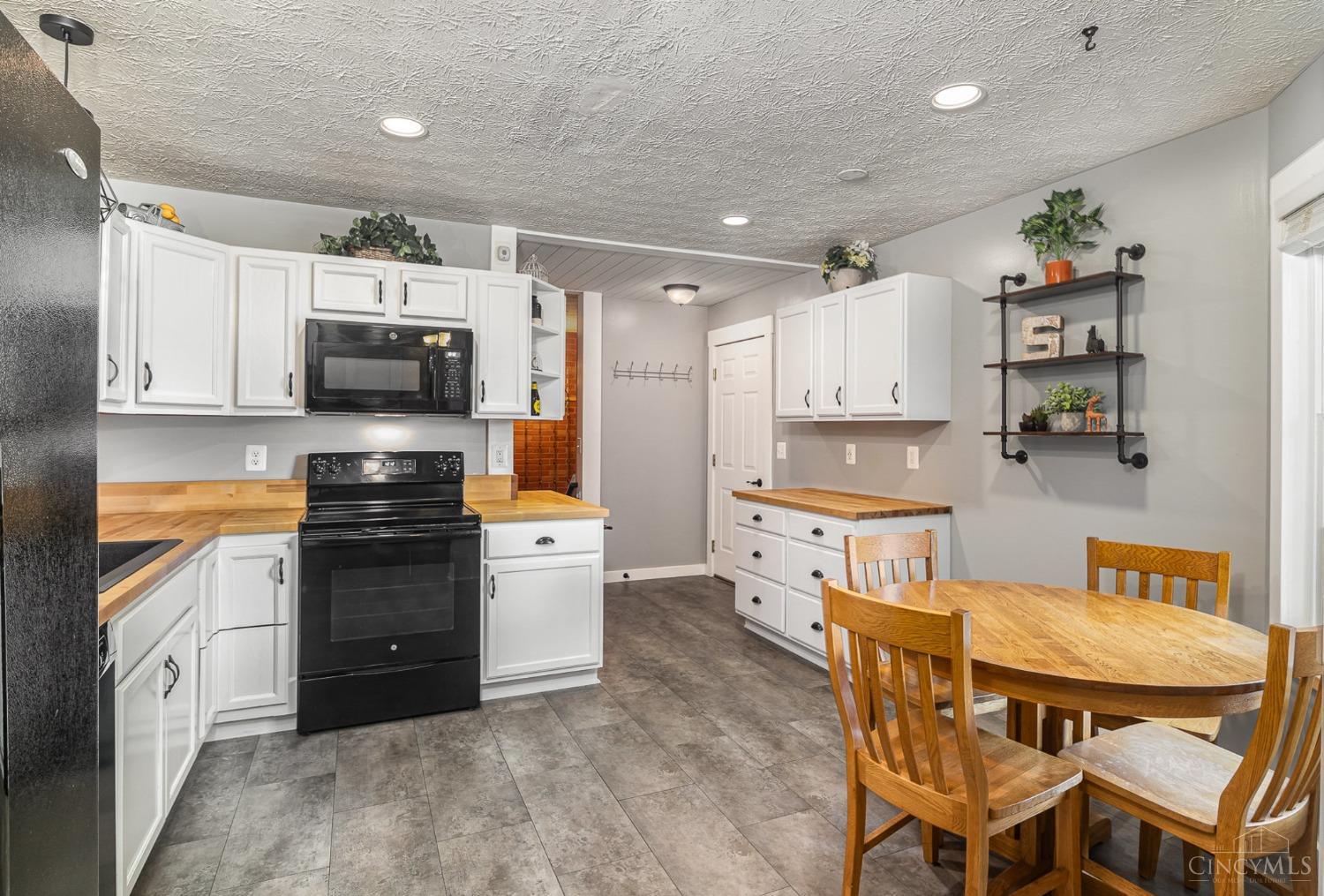 2517 Pochard Drive