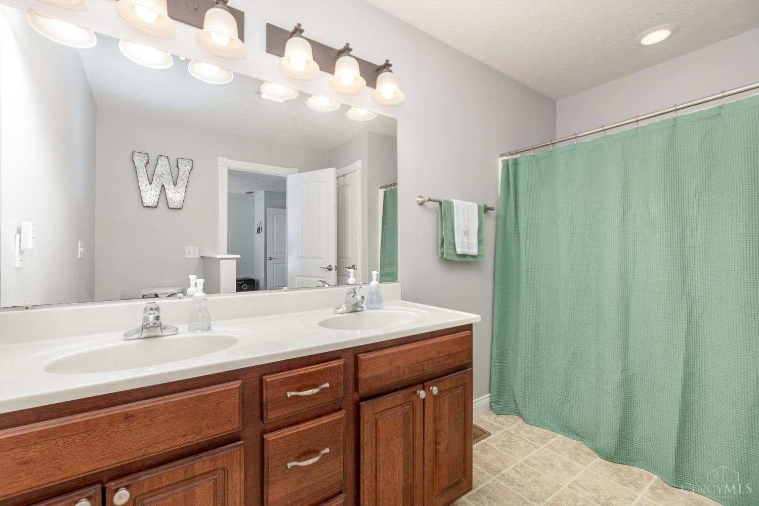 129 Willow Run Road