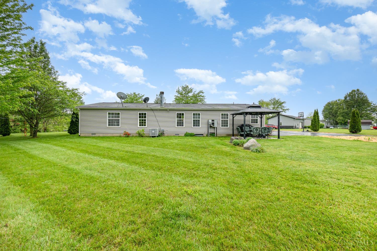 305 Meadow View Lane