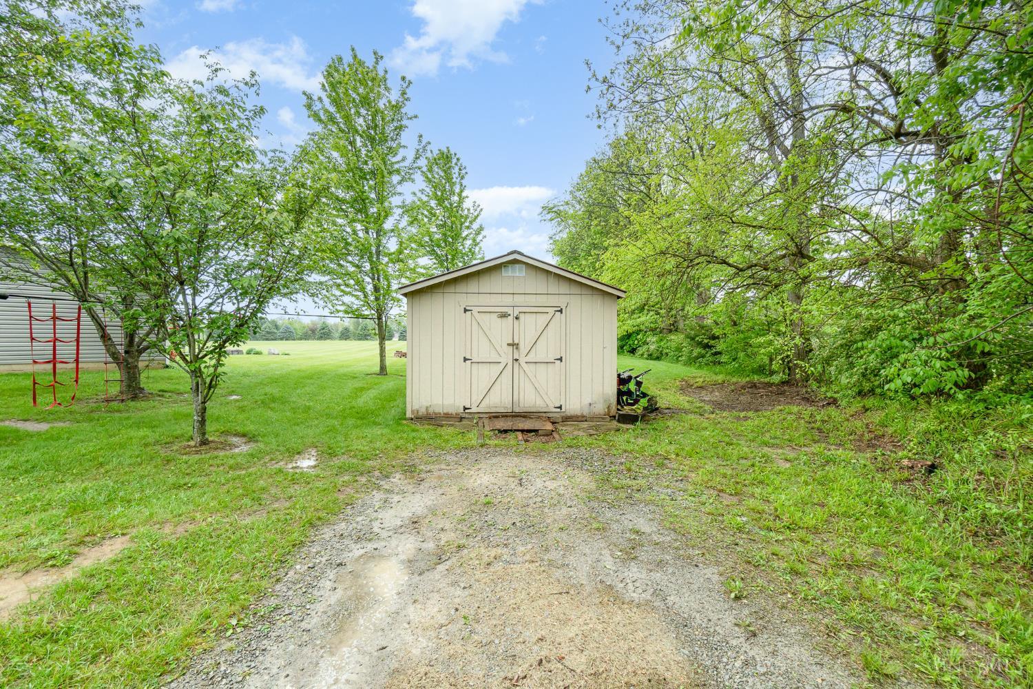 305 Meadow View Lane