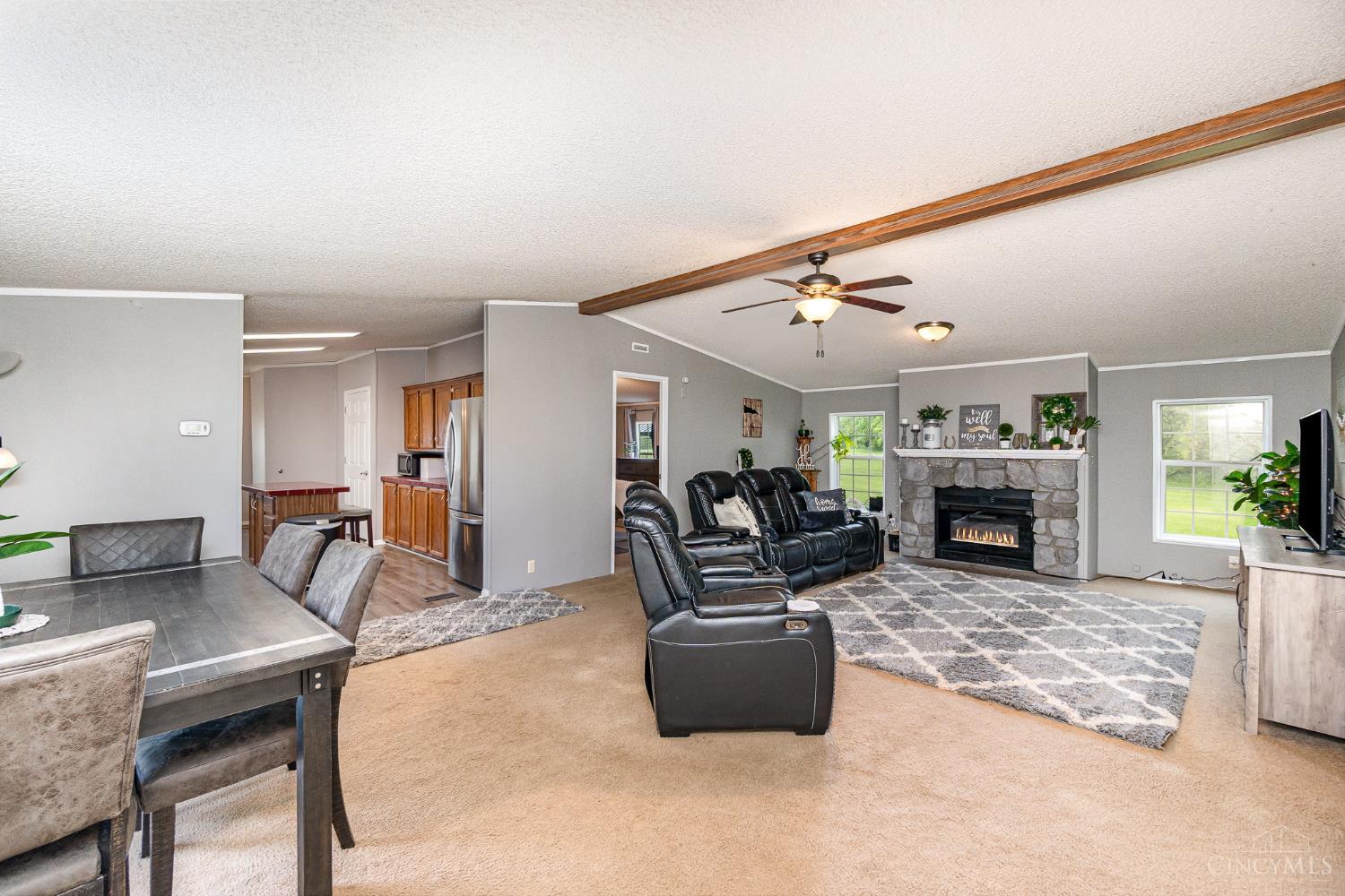 305 Meadow View Lane