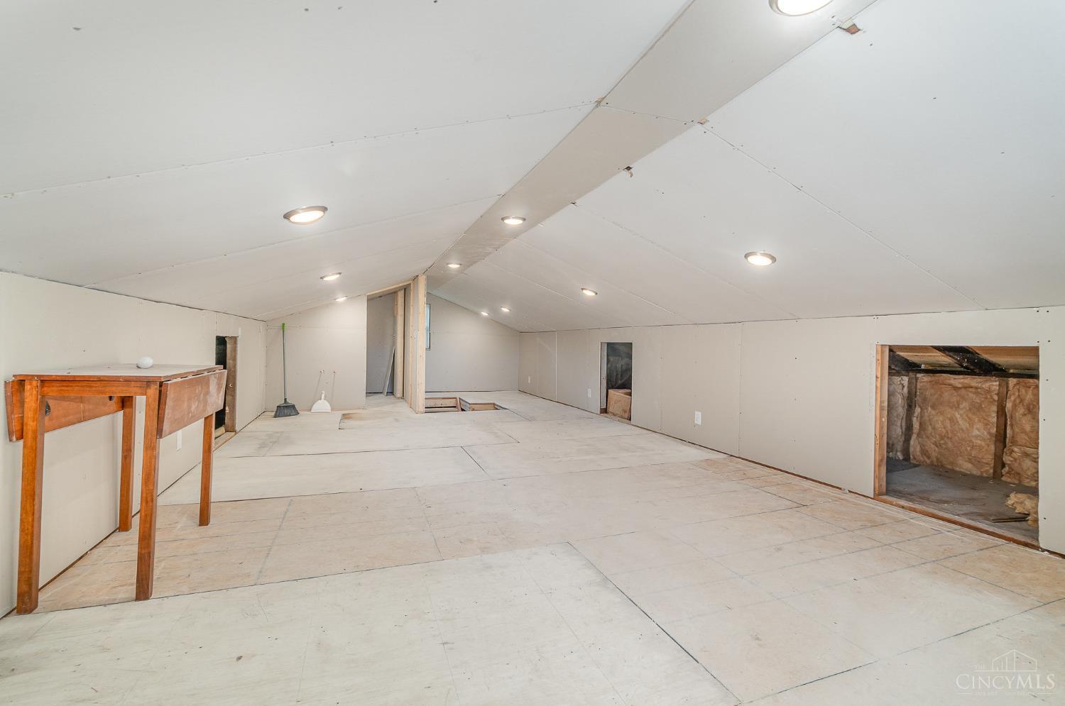 2490 Bauer Road