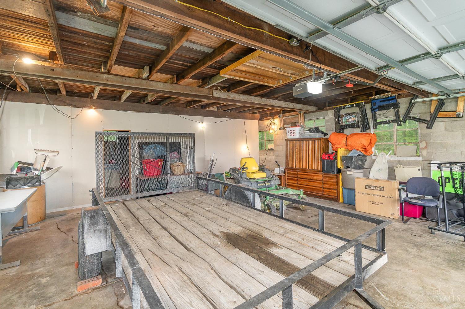 2490 Bauer Road