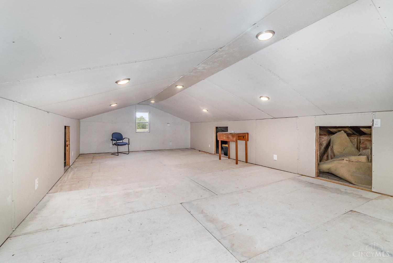 2490 Bauer Road
