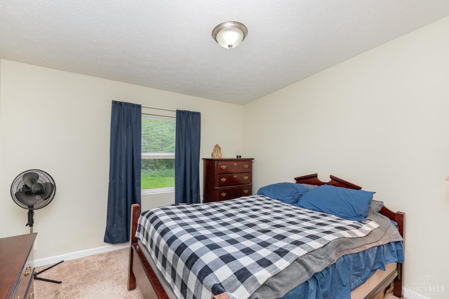 12000 New Hope White Oak Station Road
