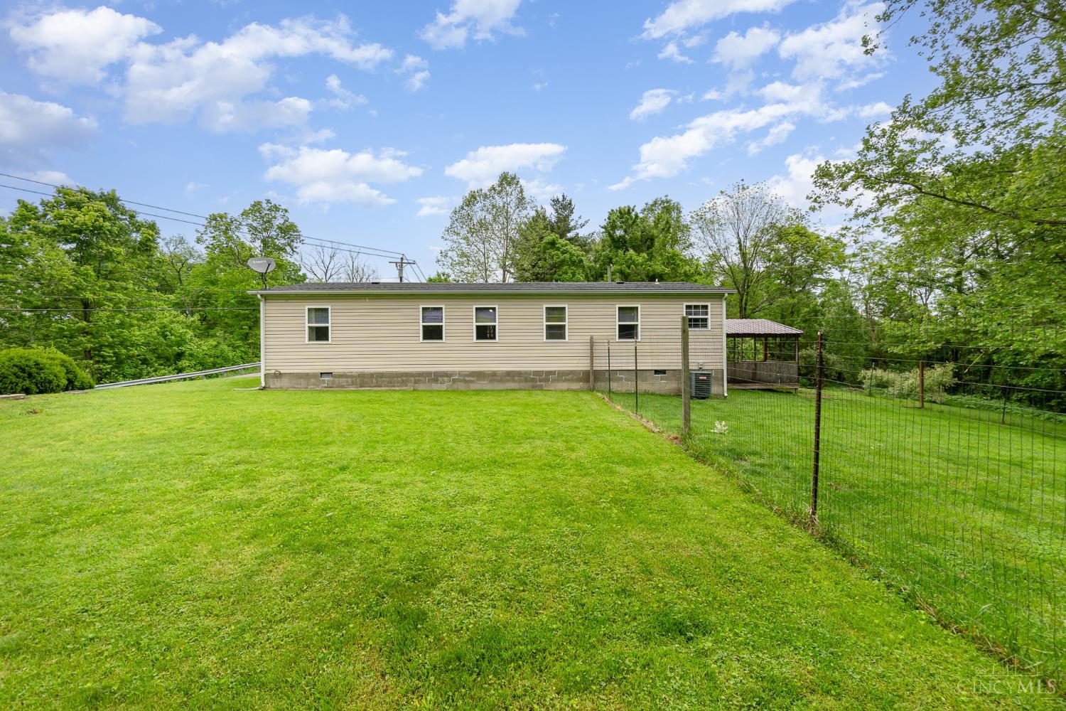 12000 New Hope White Oak Station Road