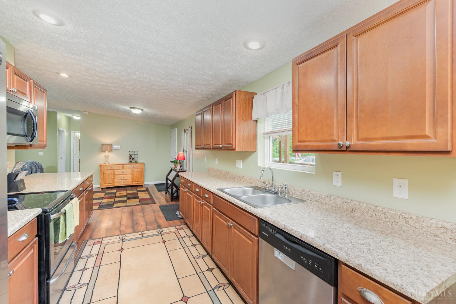 12000 New Hope White Oak Station Road